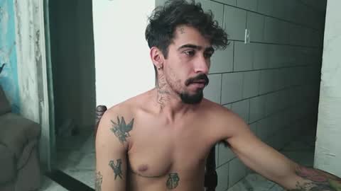 Snapshot of dmacedo96 chatting on February 2025 04:42:02 PM AmigodotadoZL online show from February 2025 04:42:02 PM