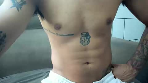 Snapshot of dmacedo96 chatting on March 2025 04:35:01 PM AmigodotadoZL online show from March 2025 04:35:01 PM