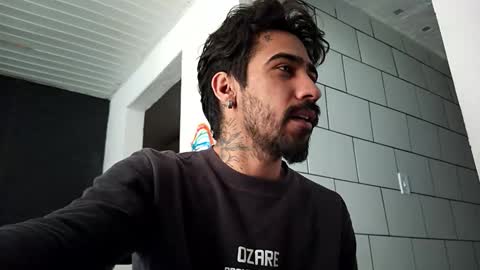 Snapshot of dmacedo96 chatting on September 2025 04:10:02 PM AmigodotadoZL online show from September 2025 04:10:02 PM