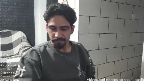 Snapshot of dmacedo96 chatting on October 2025 04:02:01 AM AmigodotadoZL online show from October 2025 04:02:01 AM