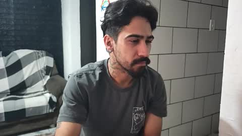 Snapshot of dmacedo96 chatting on October 2025 04:52:01 PM AmigodotadoZL online show from October 2025 04:52:01 PM