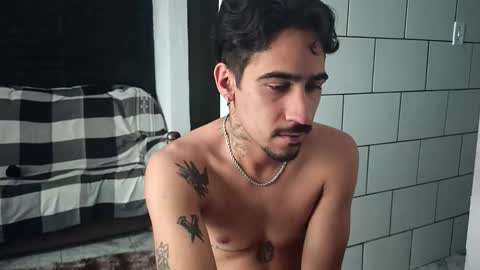 Snapshot of dmacedo96 chatting on November 2025 04:06:02 PM AmigodotadoZL online show from November 2025 04:06:02 PM