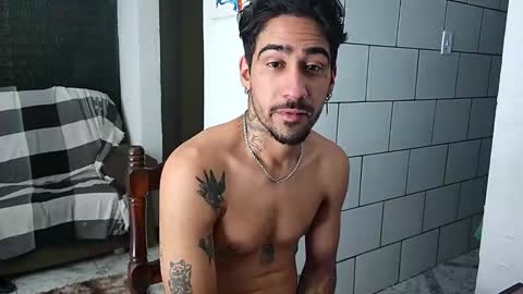 Snapshot of dmacedo96 chatting on November 2025 03:12:01 PM AmigodotadoZL online show from November 2025 03:12:01 PM