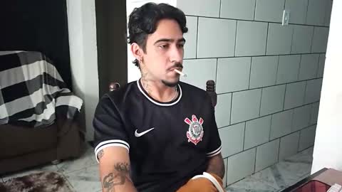 Snapshot of dmacedo96 chatting on November 2025 04:07:02 PM AmigodotadoZL online show from November 2025 04:07:02 PM