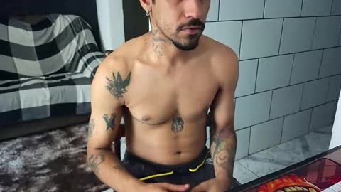 Snapshot of dmacedo96 chatting on December 2025 03:29:01 PM AmigodotadoZL online show from December 2025 03:29:01 PM