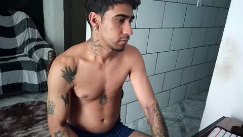 Snapshot of dmacedo96 chatting on February 2026 02:05:01 PM AmigodotadoZL online show from February 2026 02:05:01 PM