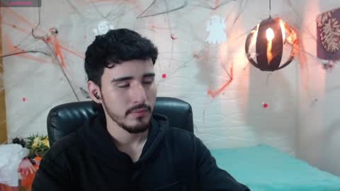 Snapshot of dmitrisanders1 chatting on December 2024 08:40:02 PM Maybe in pvt online show from December 2024 08:40:02 PM