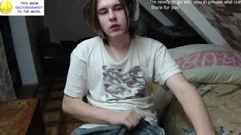 dmitriy250 online show from December 2024 11:17:01 PM