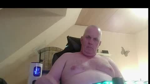 doggy2629 online show from July 2026 05:56:02 PM