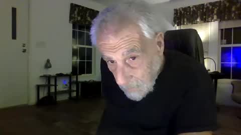 dogluc7 online show from December 2024 01:36:01 AM