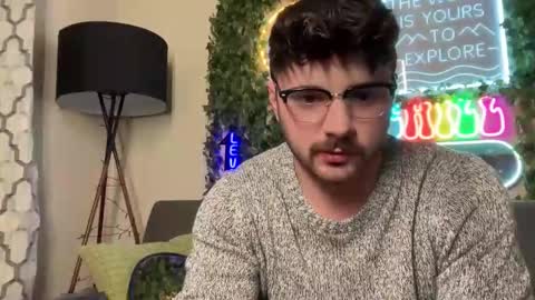 Snapshot of dohmerboyz chatting on February 2026 10:43:02 PM GIJO online show from February 2026 10:43:02 PM