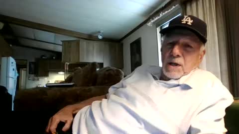 Snapshot of doingmyself69 chatting on September 2025 08:52:02 PM doingmyself69 online show from September 2025 08:52:02 PM