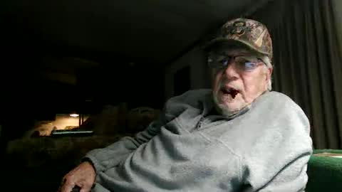 Snapshot of doingmyself69 chatting on November 2025 03:12:01 PM doingmyself69 online show from November 2025 03:12:01 PM