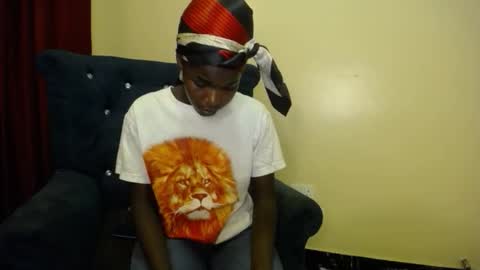 Lina online show from November 2025 03:25:01 PM