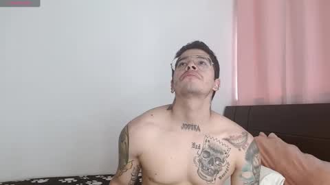 Snapshot of doll_and_sex chatting on December 2024 06:34:02 PM Auro and Santiago online show from December 2024 06:34:02 PM