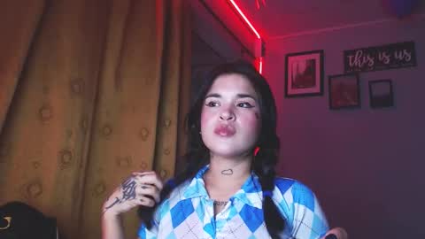 doll_and_thebrown online show from November 2025 01:49:02 AM