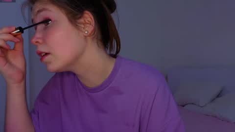 Snapshot of doll_ball chatting on April 2026 07:08:02 PM Ann online show from April 2026 07:08:02 PM