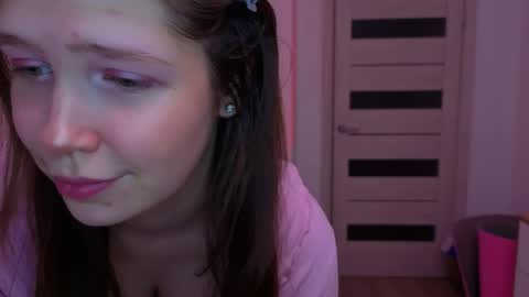Snapshot of doll_ball chatting on April 2026 07:21:02 PM Ann online show from April 2026 07:21:02 PM