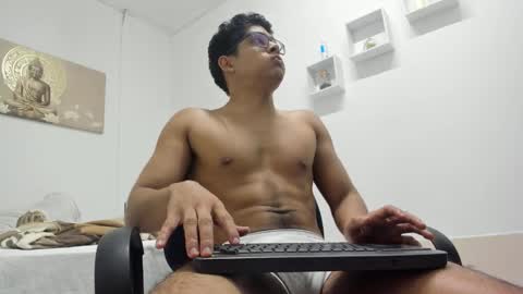 Snapshot of doll_lovexxxx chatting on November 2025 04:22:01 AM doll_lovexxxx online show from November 2025 04:22:01 AM