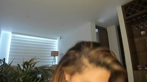 Snapshot of doll_oriana chatting on June 2026 08:43:02 PM doll_oriana online show from June 2026 08:43:02 PM