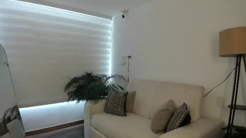doll_oriana online show from July 2026 08:48:02 PM
