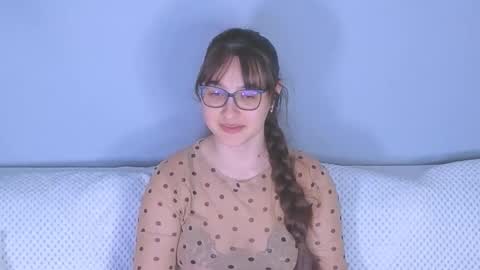 Tessa online show from March 2026 05:18:02 PM