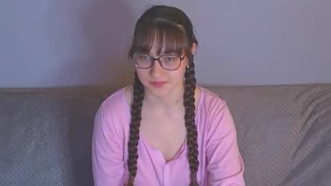 Tessa online show from May 2026 11:17:01 AM