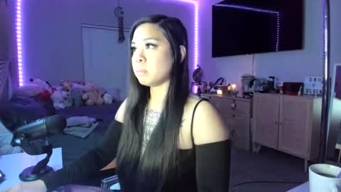 DOLLLFACE online show from March 2025 02:43:02 AM