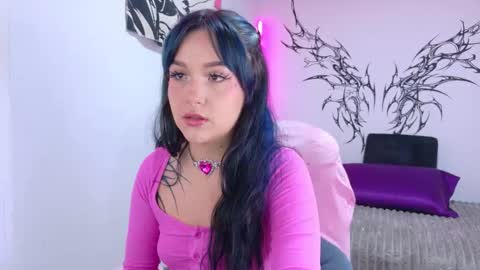 Snapshot of dollmeow chatting on February 2026 05:45:02 PM Isabela Independet model 3 online show from February 2026 05:45:02 PM