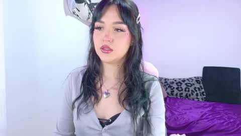 Isabela   Independet model 3 online show from May 2026 01:13:02 AM