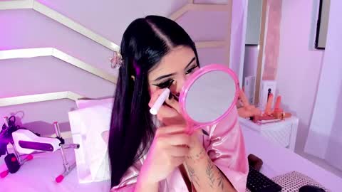 Snapshot of dollsweety chatting on September 2025 09:29:02 PM Dollsweety online show from September 2025 09:29:02 PM