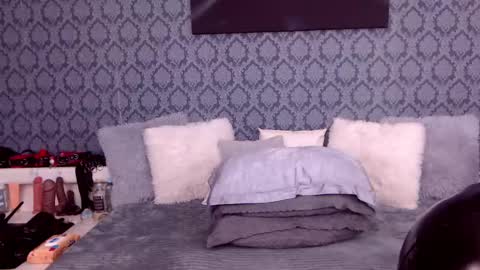 Dolly online show from March 2025 05:07:02 AM