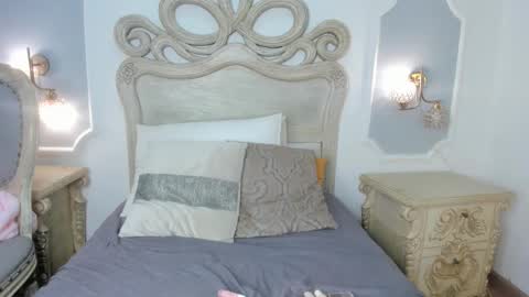 Snapshot of dolly_kitter chatting on January 2026 07:11:01 PM dolly_kitter online show from January 2026 07:11:01 PM