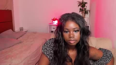 Snapshot of dolly_paige chatting on January 2025 10:53:02 AM emily -- online show from January 2025 10:53:02 AM