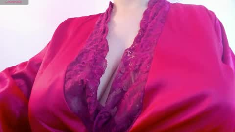 Snapshot of dolly_zoe chatting on April 2026 10:02:01 AM Call me Zoe online show from April 2026 10:02:01 AM