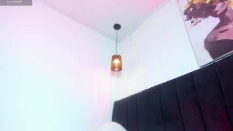 Snapshot of dolly_zoe chatting on May 2026 02:02:02 PM Call me Zoe online show from May 2026 02:02:02 PM