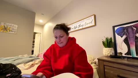 Dolly online show from March 2025 12:20:01 AM