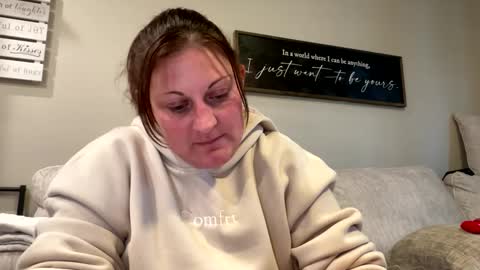 Dolly online show from March 2025 05:56:01 PM