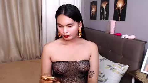 Snapshot of dollymoonlight chatting on January 2026 05:27:02 PM dollymoonlight online show from January 2026 05:27:02 PM