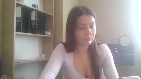 Snapshot of dollyroma chatting on October 2025 08:49:01 AM DollyRoma online show from October 2025 08:49:01 AM