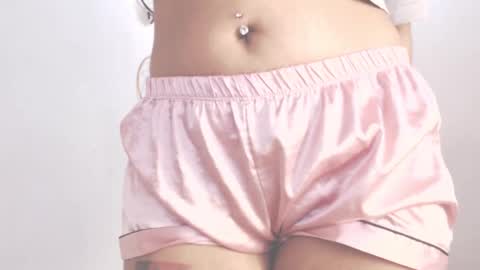 Snapshot of dollysweet666 chatting on February 2025 05:19:02 AM dollysweet666 online show from February 2025 05:19:02 AM