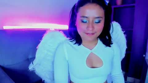 Snapshot of dollywood_ chatting on October 2025 08:09:02 PM DollyWood online show from October 2025 08:09:02 PM