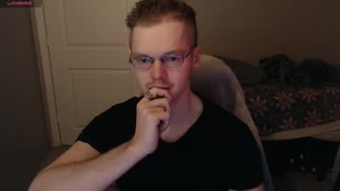 Snapshot of doloresman chatting on March 2025 11:55:02 AM doloresman online show from March 2025 11:55:02 AM