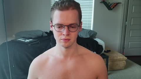 doloresman online show from April 2026 10:56:02 PM