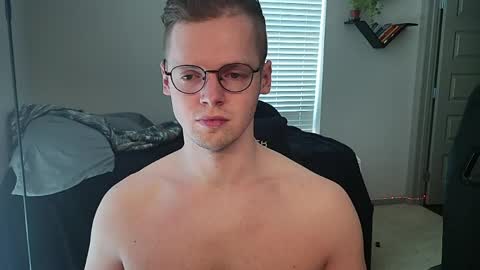 doloresman online show from May 2026 07:07:02 PM