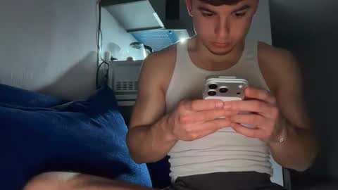 Snapshot of domd3 chatting on February 2026 07:14:02 PM Dom online show from February 2026 07:14:02 PM