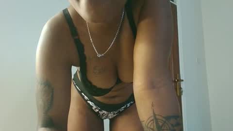 Snapshot of domecesy chatting on October 2025 11:51:02 AM Amarie noels online show from October 2025 11:51:02 AM