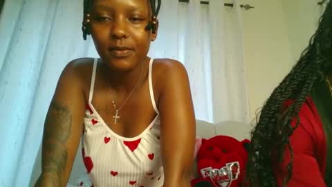Snapshot of domecesy chatting on December 2025 12:09:01 PM Amarie noels online show from December 2025 12:09:01 PM