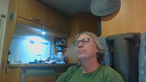Snapshot of domiande chatting on November 2025 08:52:02 PM domiande online show from November 2025 08:52:02 PM
