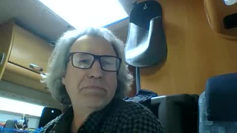 Snapshot of domiande chatting on February 2026 09:46:01 AM domiande online show from February 2026 09:46:01 AM